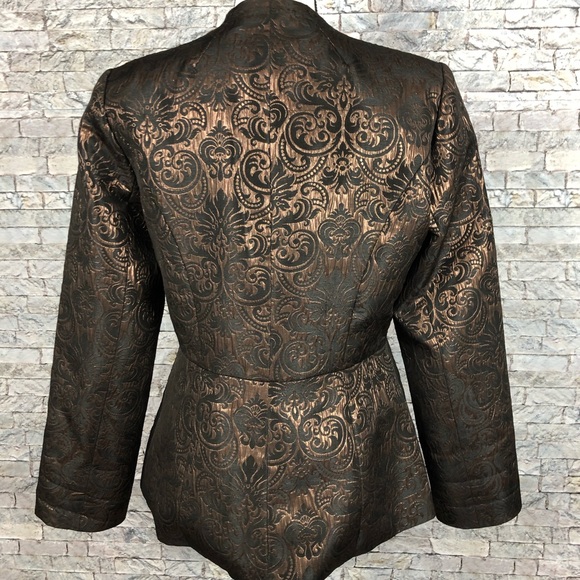 NEIMAN MARCUS Exclusive Bronze Metallic Blazer - Picture 4 of 6